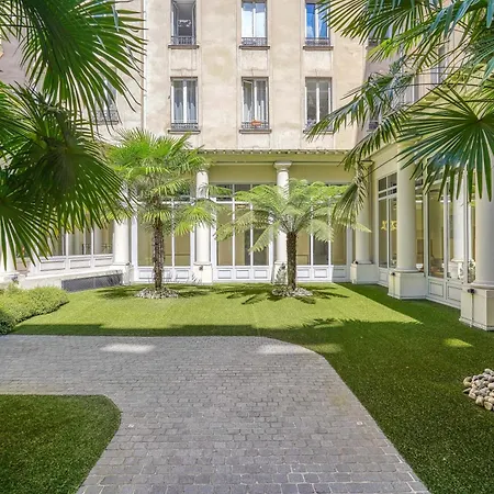 Studio Renove Et Idealement Situe, Place Vendome Apartamento *