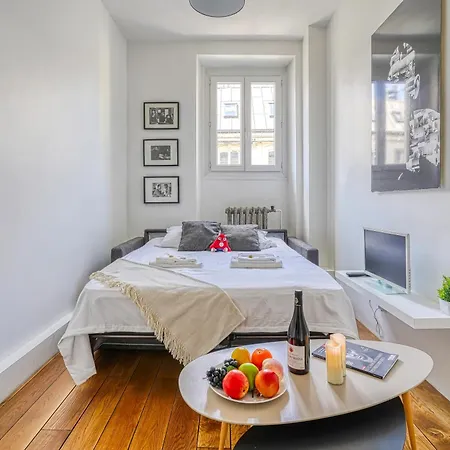 Apartamento Studio Renove Et Idealement Situe, Place Vendome Paris